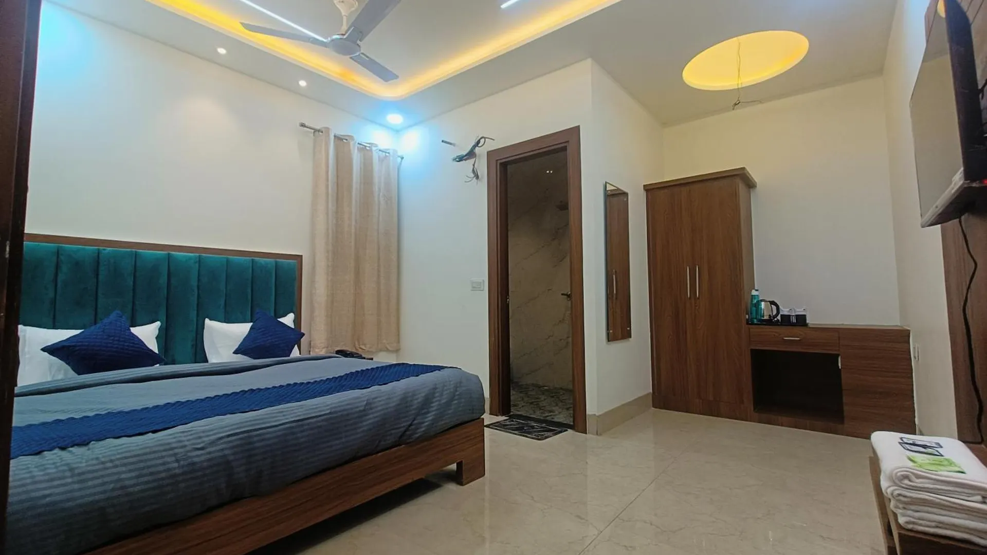 Agra Bliss A Luxury Home Stay Homestay Agra (Uttar Pradesh)